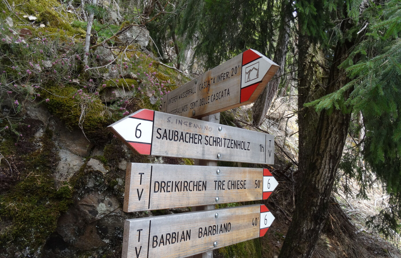 Die Wasserfälle in Barbian, Dreikirchen nach Villanders und Klausen 